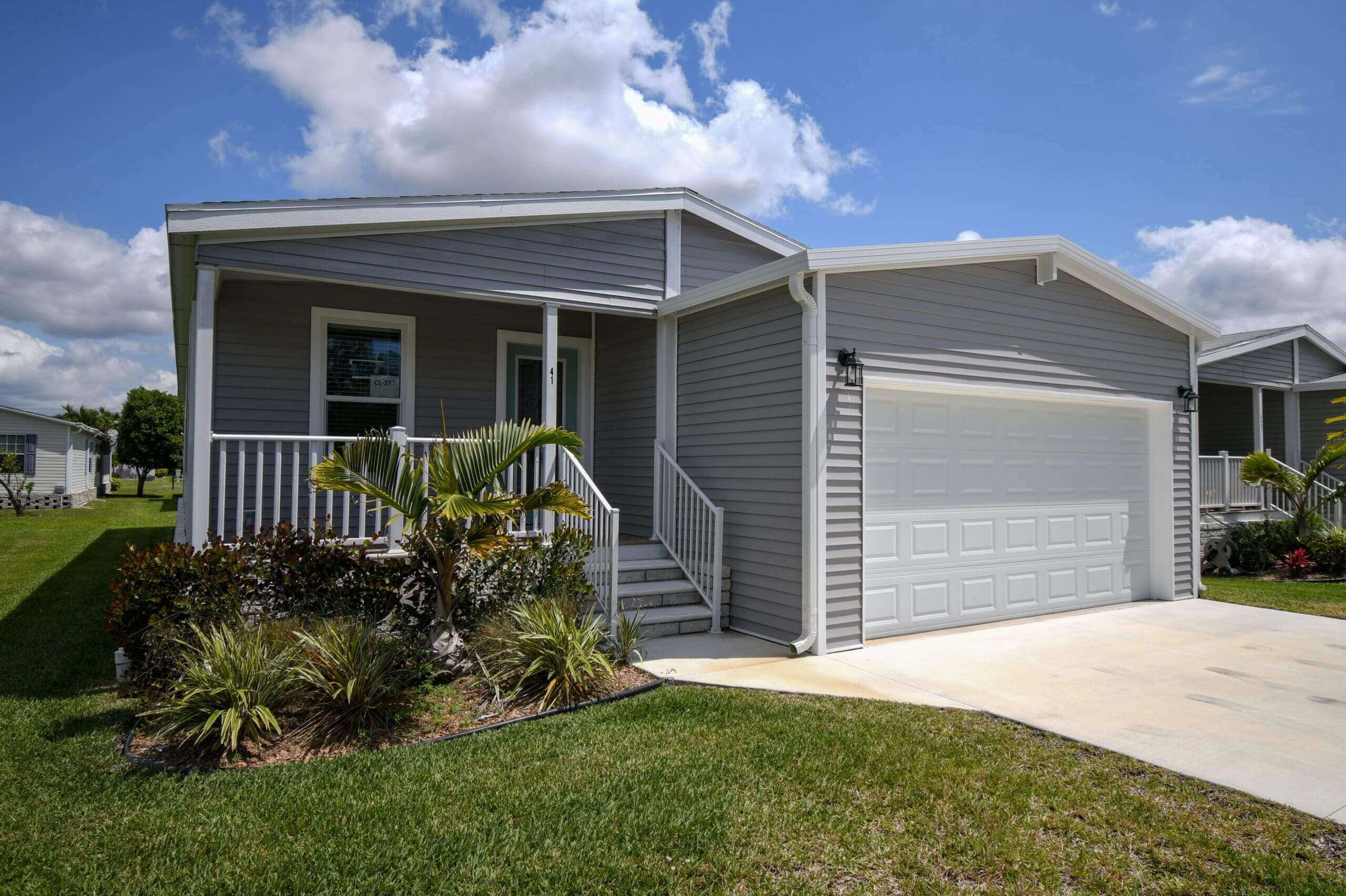 Manufacture Home Exterior